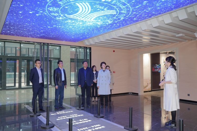 校校合作 共同发展——我校赴宝鸡职业技术学院交流考察(图1)